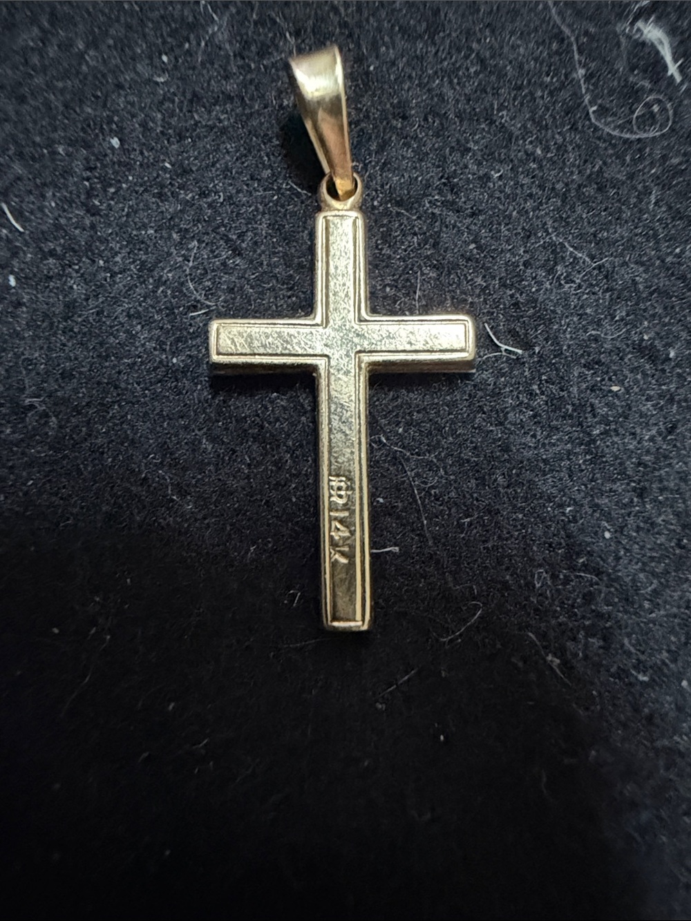 Source Unknown Gold Cross Pendant Necklace